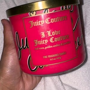 Candle by Juicy Couture red roses, golden amber and jasmine scent